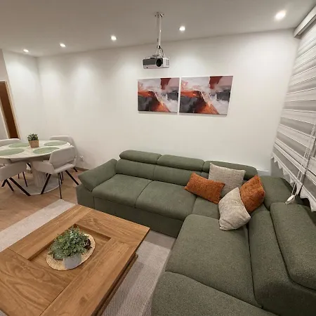 Very Nice, Cosy